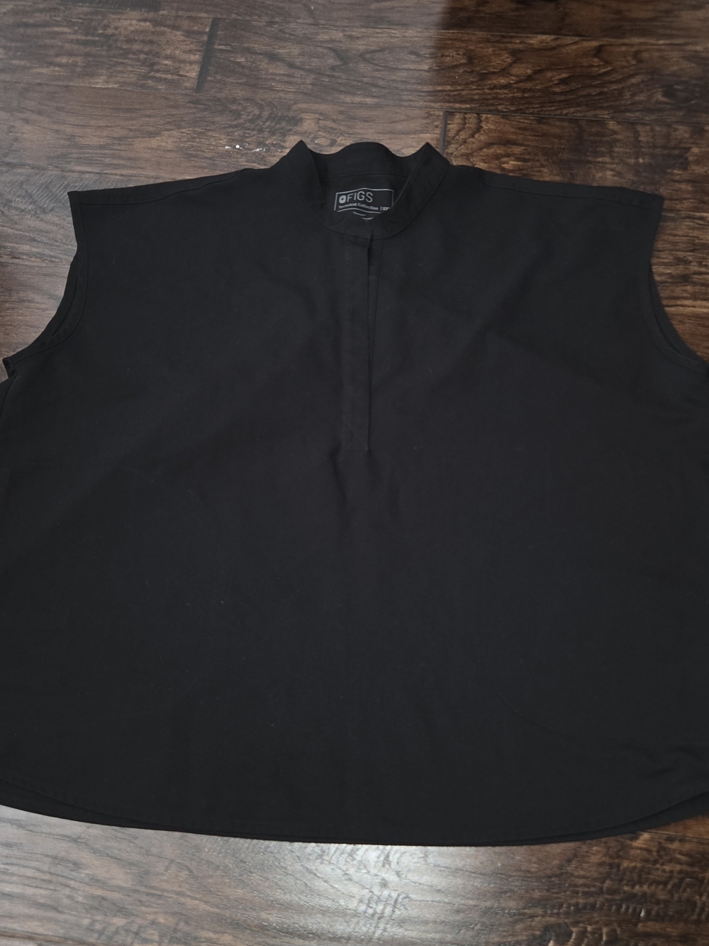 EUC FIGS Womens Rafaela Black Oversized Scrub Top XXL
